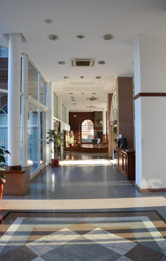 Hotel Reviens Пінамар Екстер'єр фото